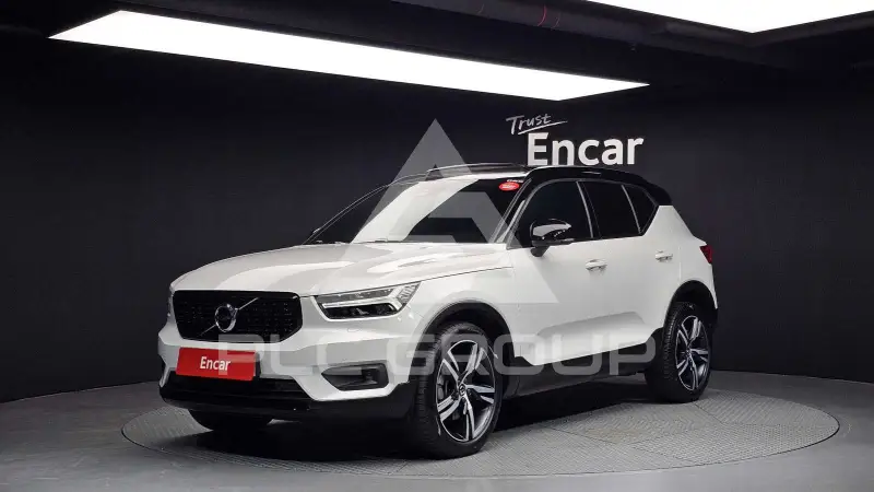 2021 Volvo XC40