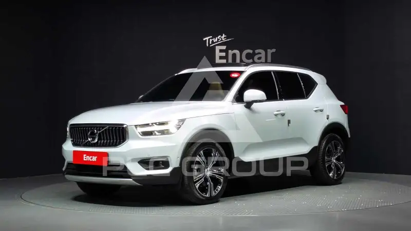 2021 Volvo XC40