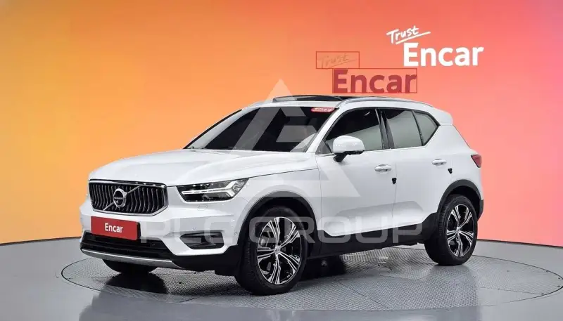2021 Volvo XC40