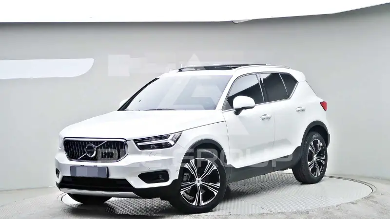 2021 Volvo XC40