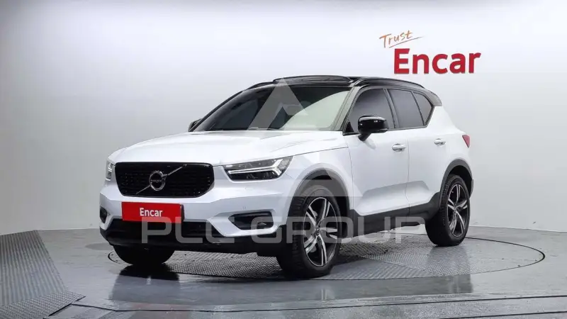2021 Volvo XC40