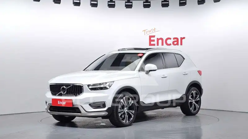 2021 Volvo XC40