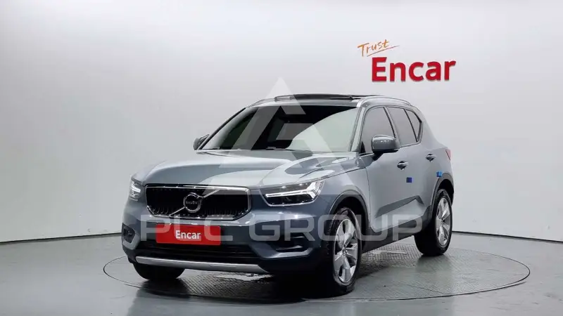 2021 Volvo XC40