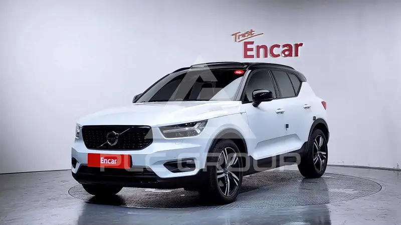 2021 Volvo XC40