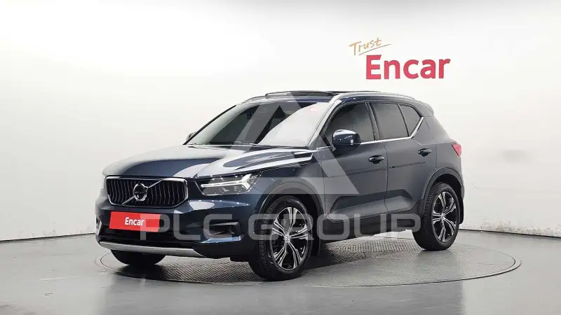 2021 Volvo XC40