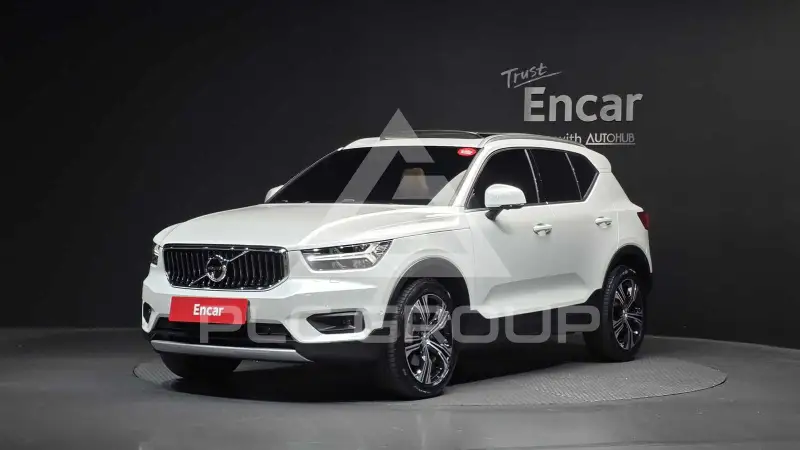 2021 Volvo XC40