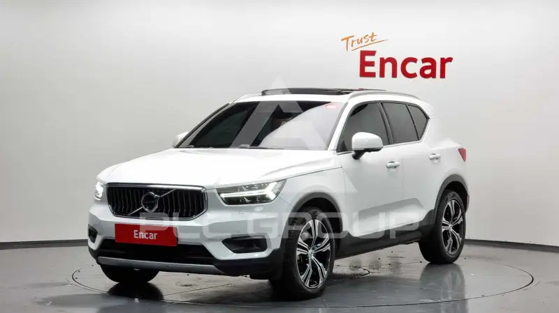 2021 Volvo XC40