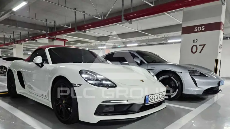 2021 Porsche 718