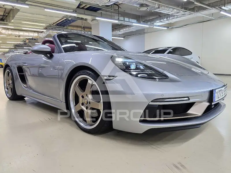 2021 Porsche 718