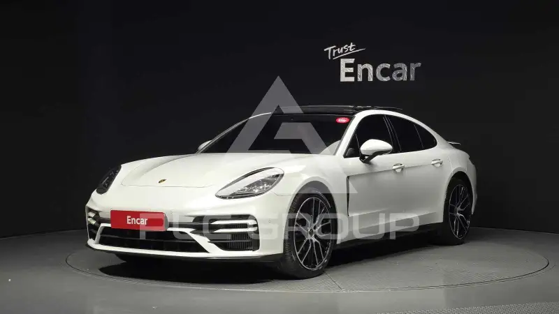 2021 Porsche Panamera