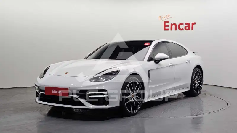 2021 Porsche Panamera