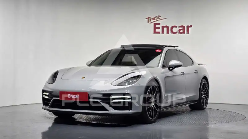 2021 Porsche Panamera