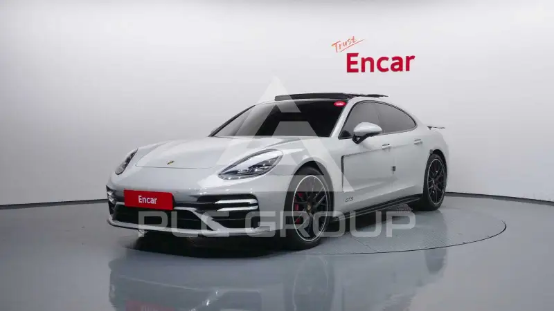 2021 Porsche Panamera
