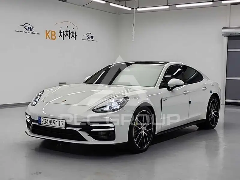 2021 Porsche Panamera