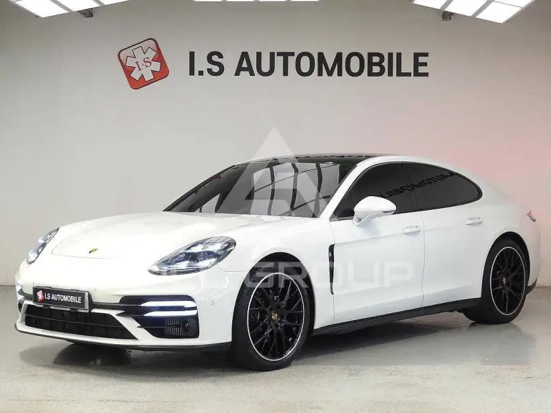 2021 Porsche Panamera