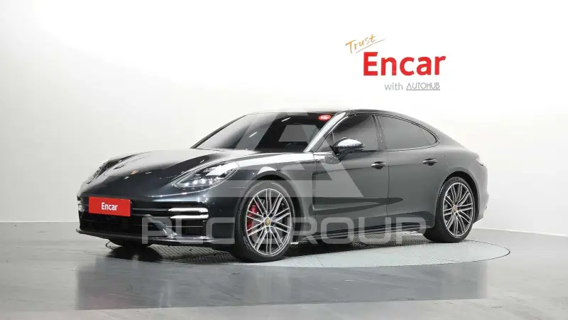 2021 Porsche Panamera