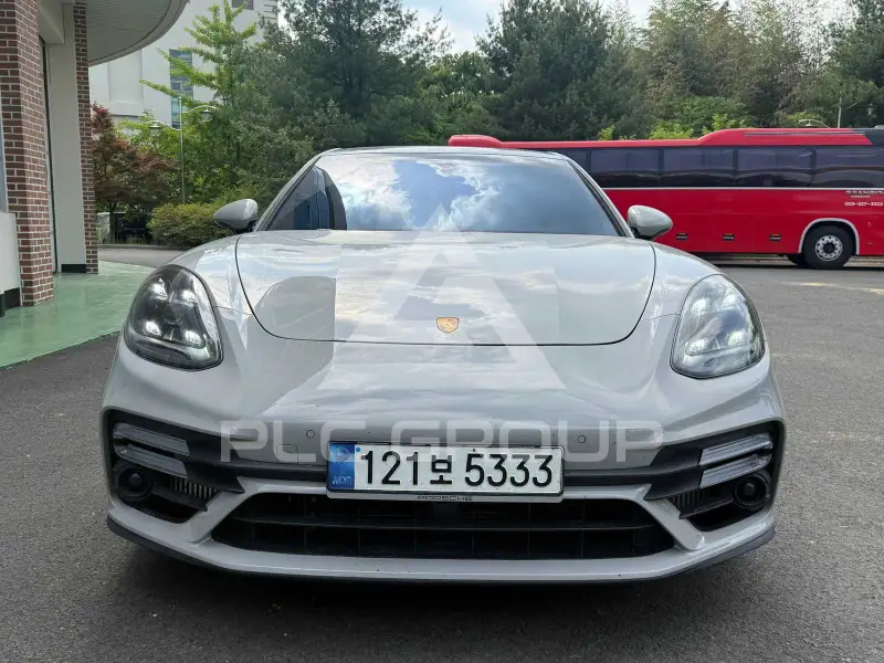 2021 Porsche Panamera