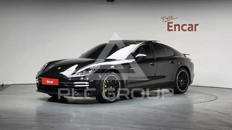 2021 Porsche Panamera