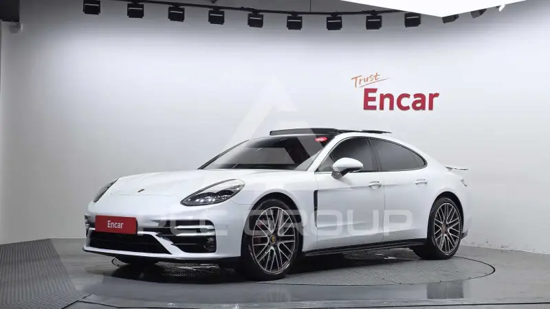 2021 Porsche Panamera