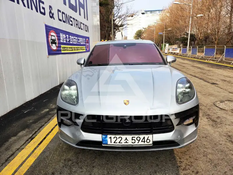 2021 Porsche Macan