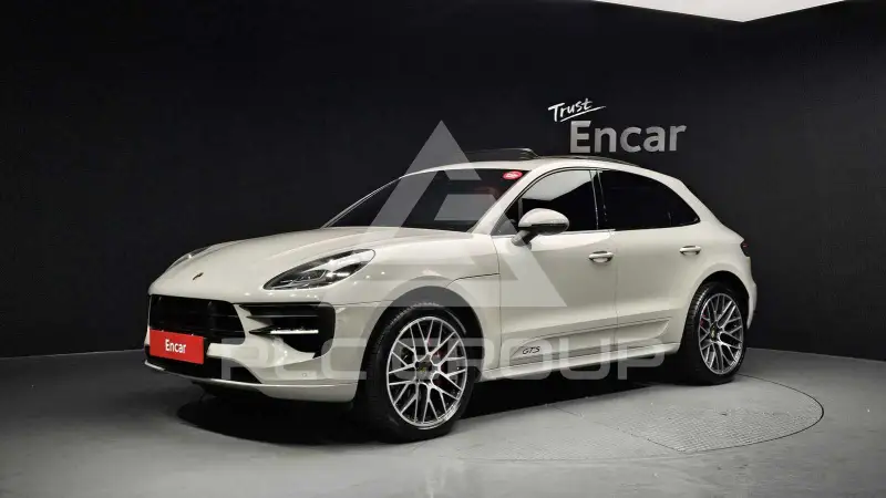 2021 Porsche Macan