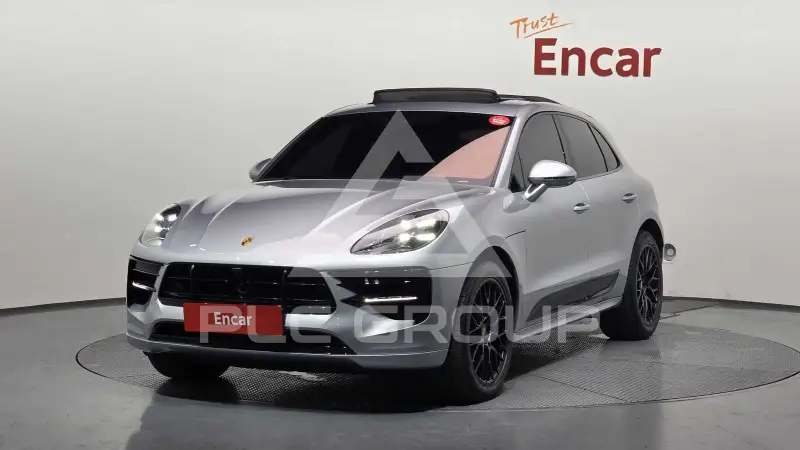 2021 Porsche MACAN