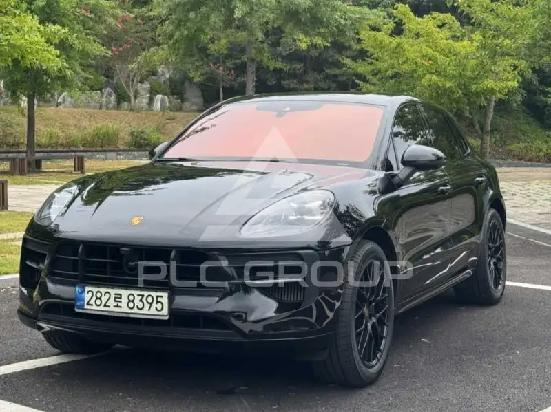 2021 Porsche Macan