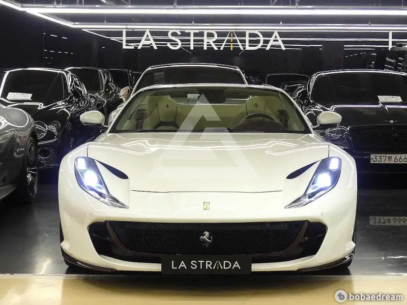 2021 Ferrari 812
