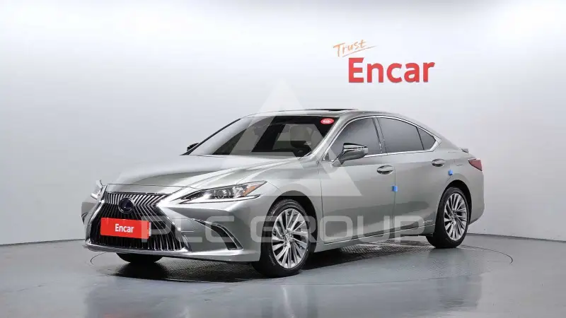 2021 Lexus ES