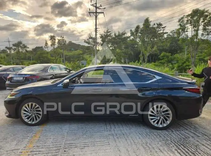 2021 Lexus ES