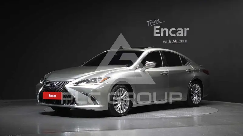 2021 Lexus ES