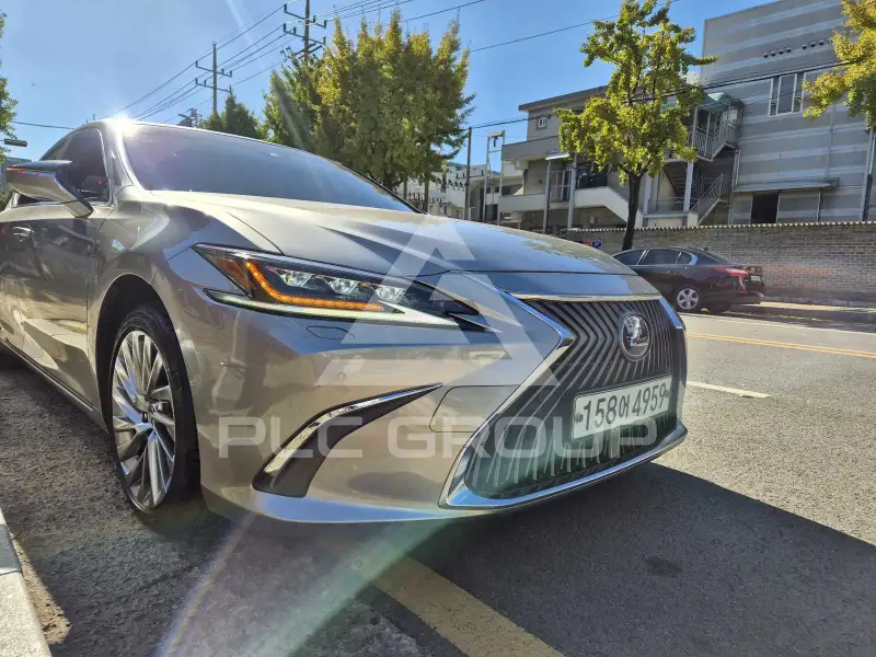 2021 Lexus ES