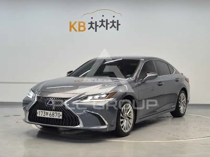 2021 Lexus ES