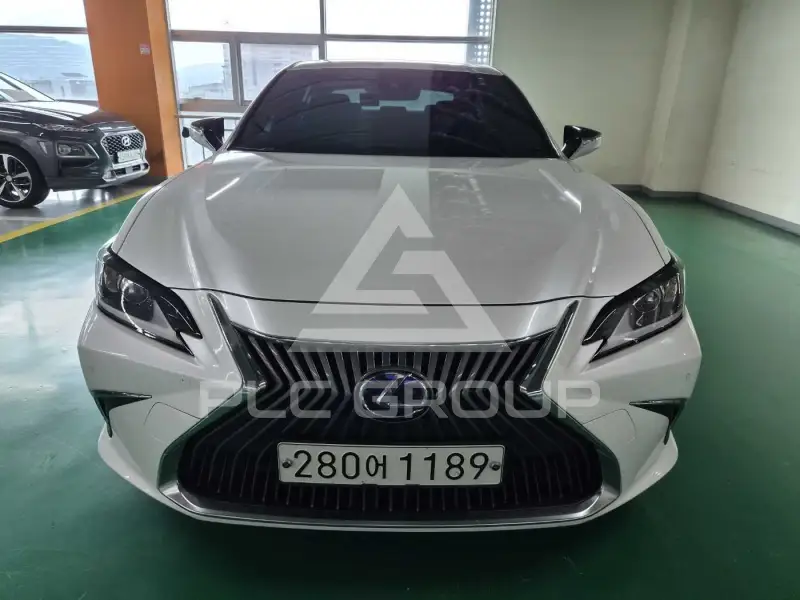 2021 Lexus ES