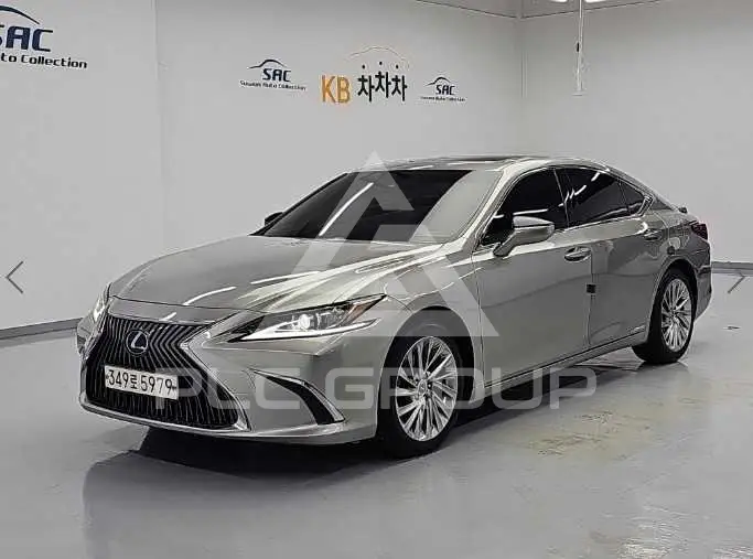 2021 Lexus ES
