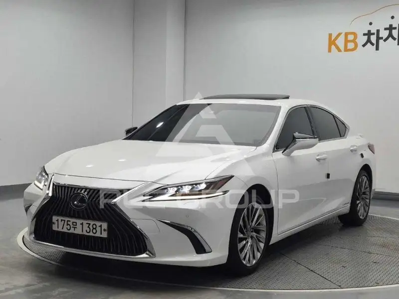 2021 Lexus ES