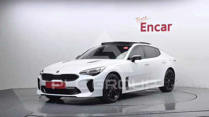 2021 KIA Stinger