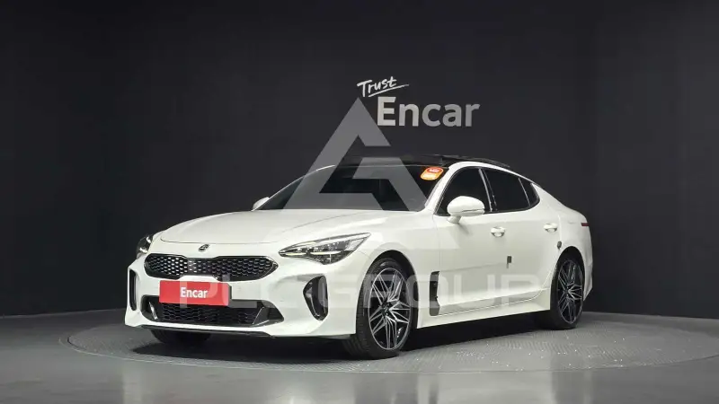 2021 KIA Stinger