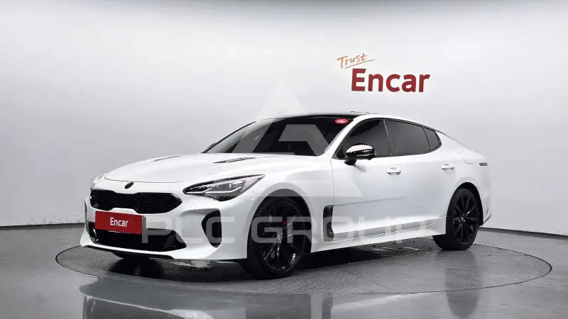 2021 KIA Stinger