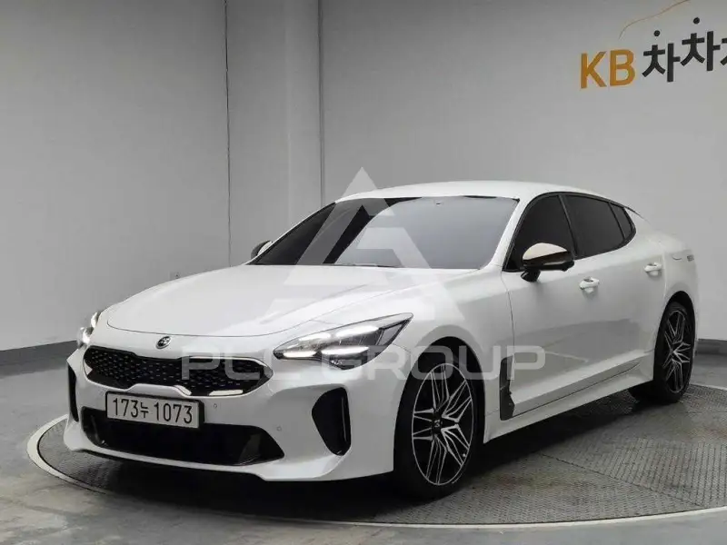 2021 KIA Stinger