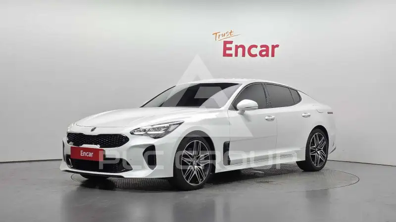 2021 KIA Stinger