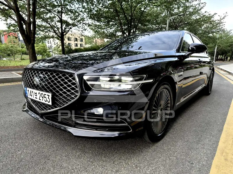 2021 Genesis G90