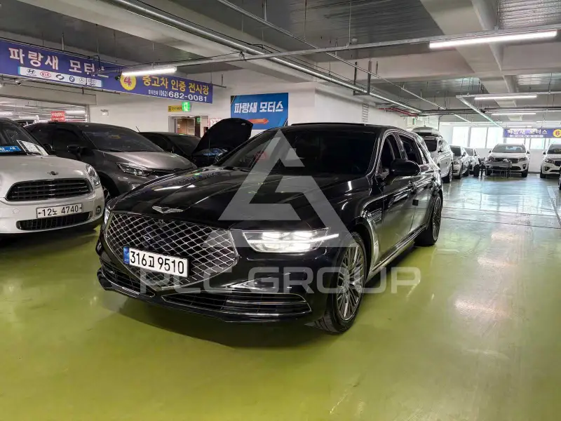 2021 Genesis G90
