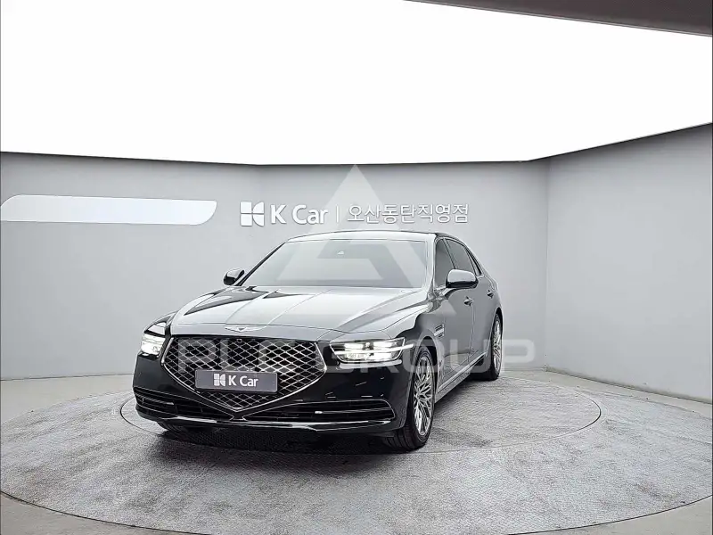 2021 Genesis G90