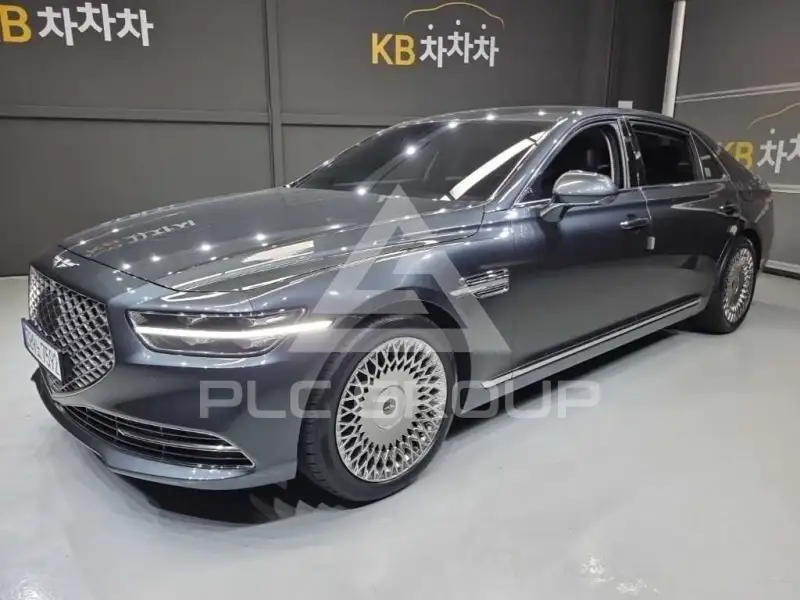 2021 Genesis G90