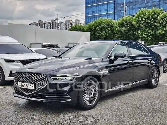 2021 Genesis G90