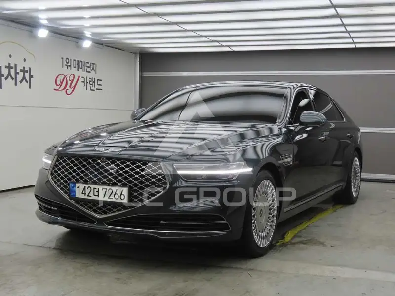 2021 Genesis G90
