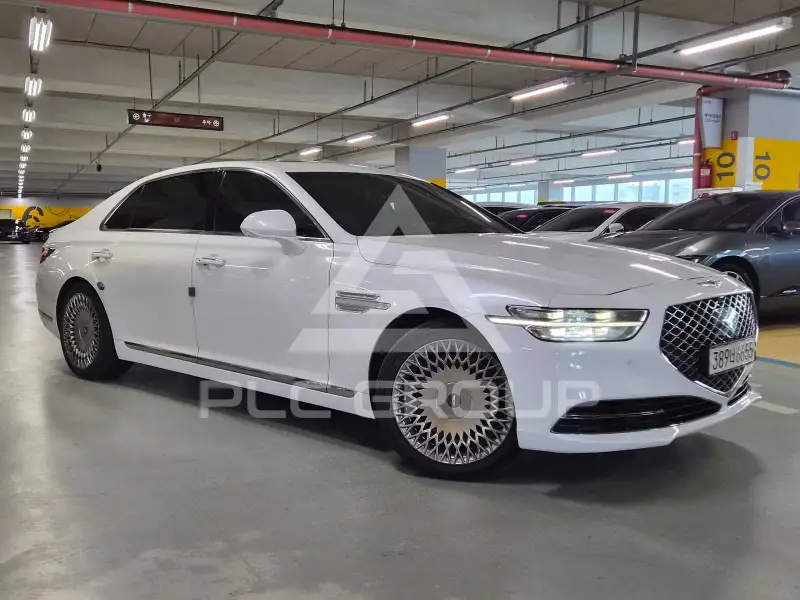 2021 Genesis G90