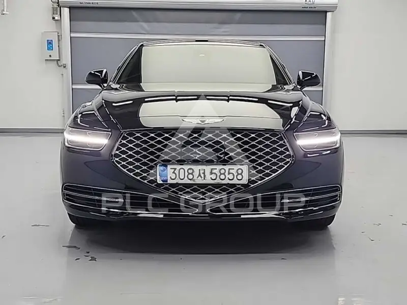2021 Genesis G90