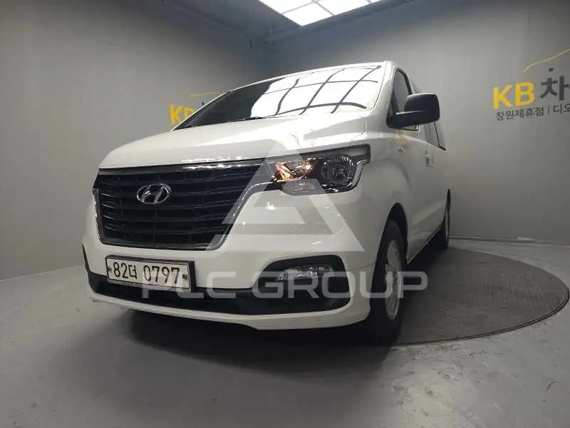 2021 Hyundai Starex